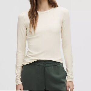 NWT  Lululemon Hold Tight Long Sleeve Top in Bone Long Sleeve Tee